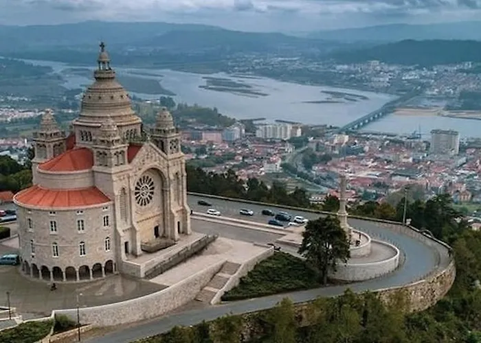 Casa Do Azevinho - Grupo Casas Vale Do Lima 度假居 蓬德利马